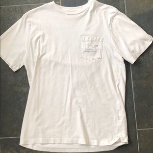 Vineyard Vines t-shirt